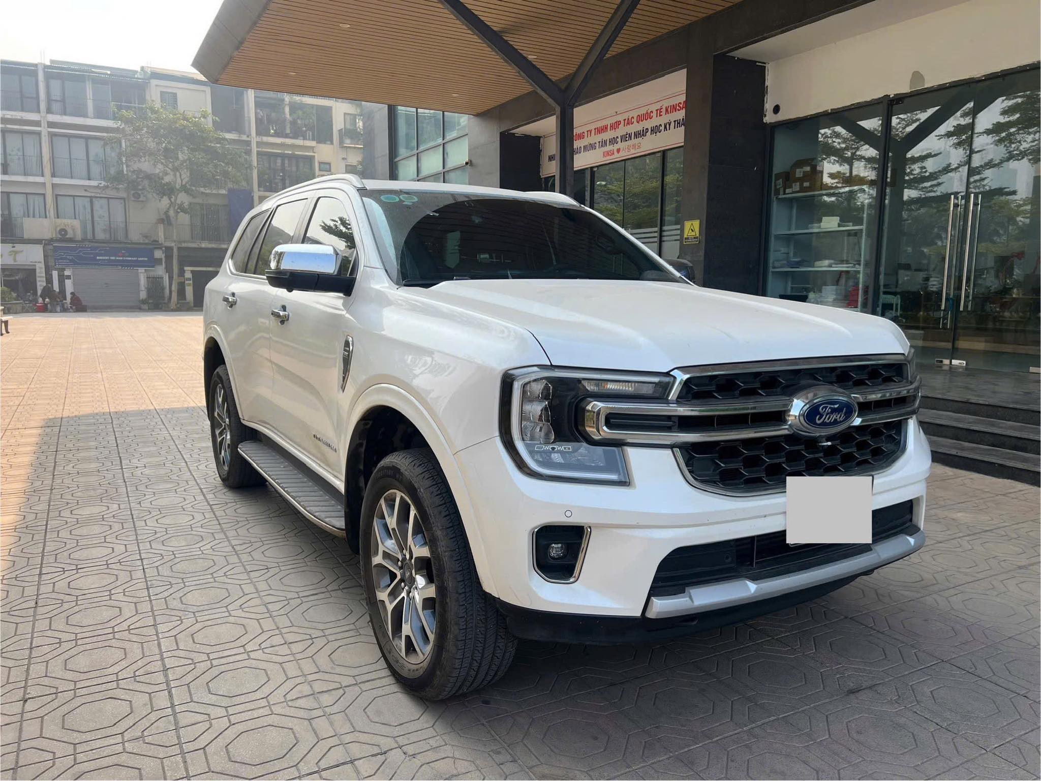 Ford Everest Titanium 2.0L 4x2 AT 2022