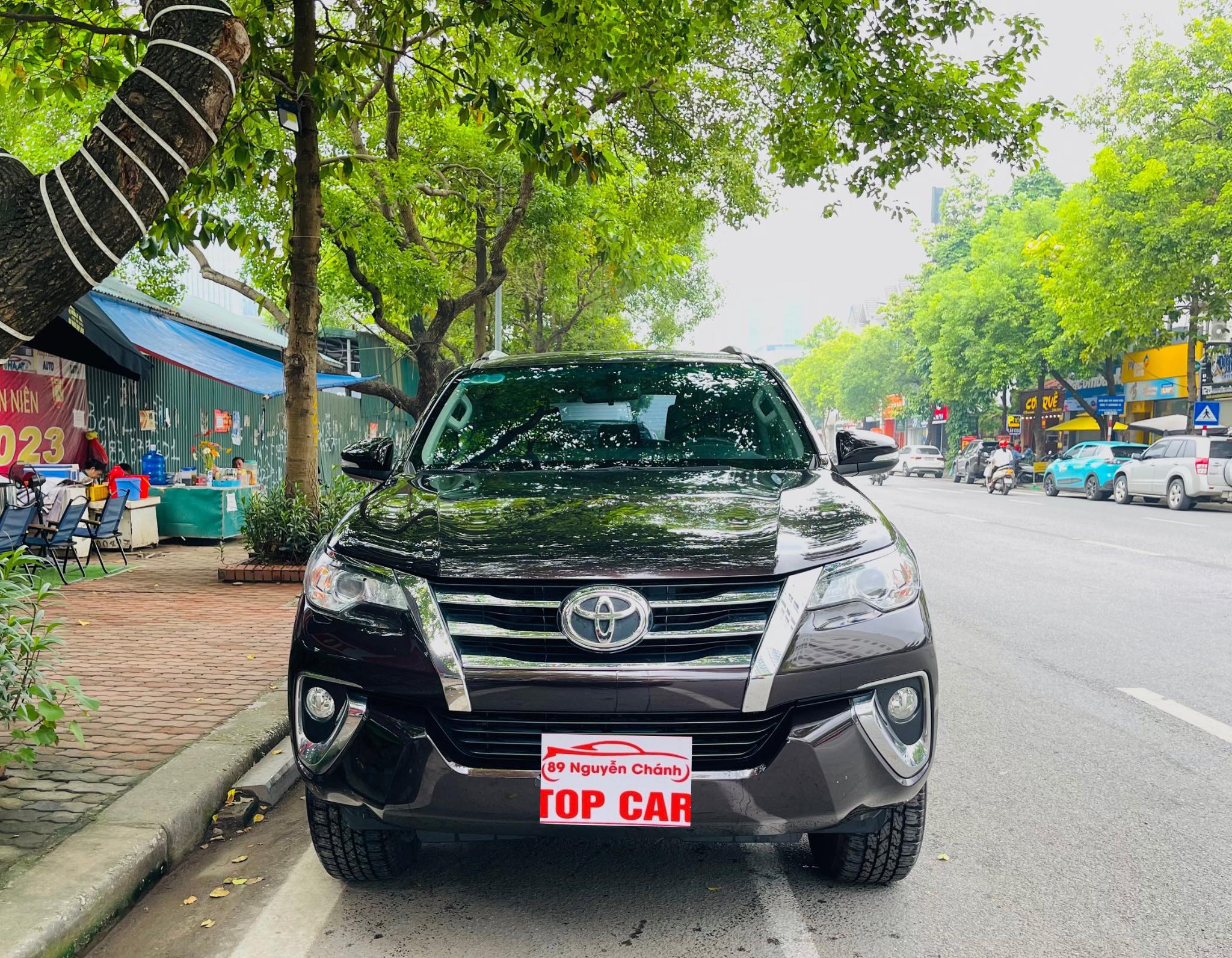 Toyota Fortuner 2.7V 4x2 AT 2017